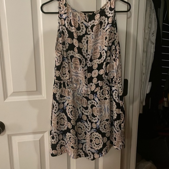 Forever 21 Printed Romper - Picture 2 of 2
